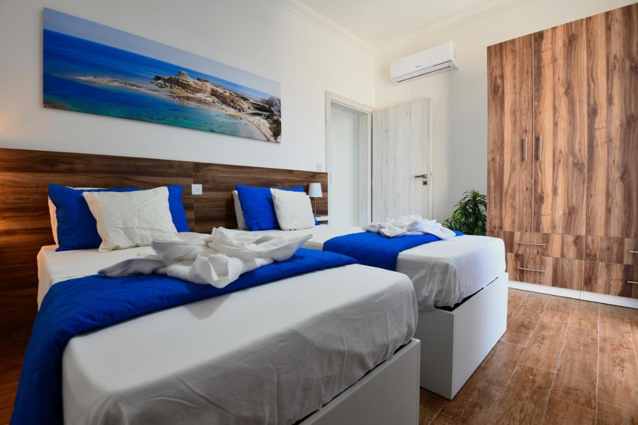 Apartamento A Bed Of Roses Marsalforn Exterior foto